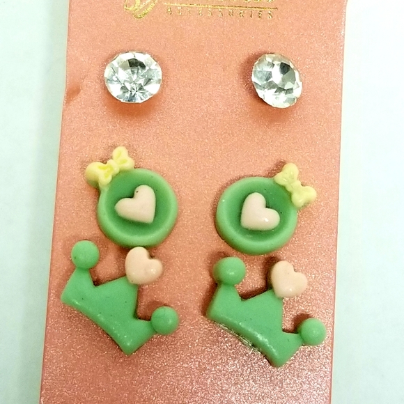 3/$25♥️ Kawaii Earrings Unicorn Princess New - Picture 3 of 6